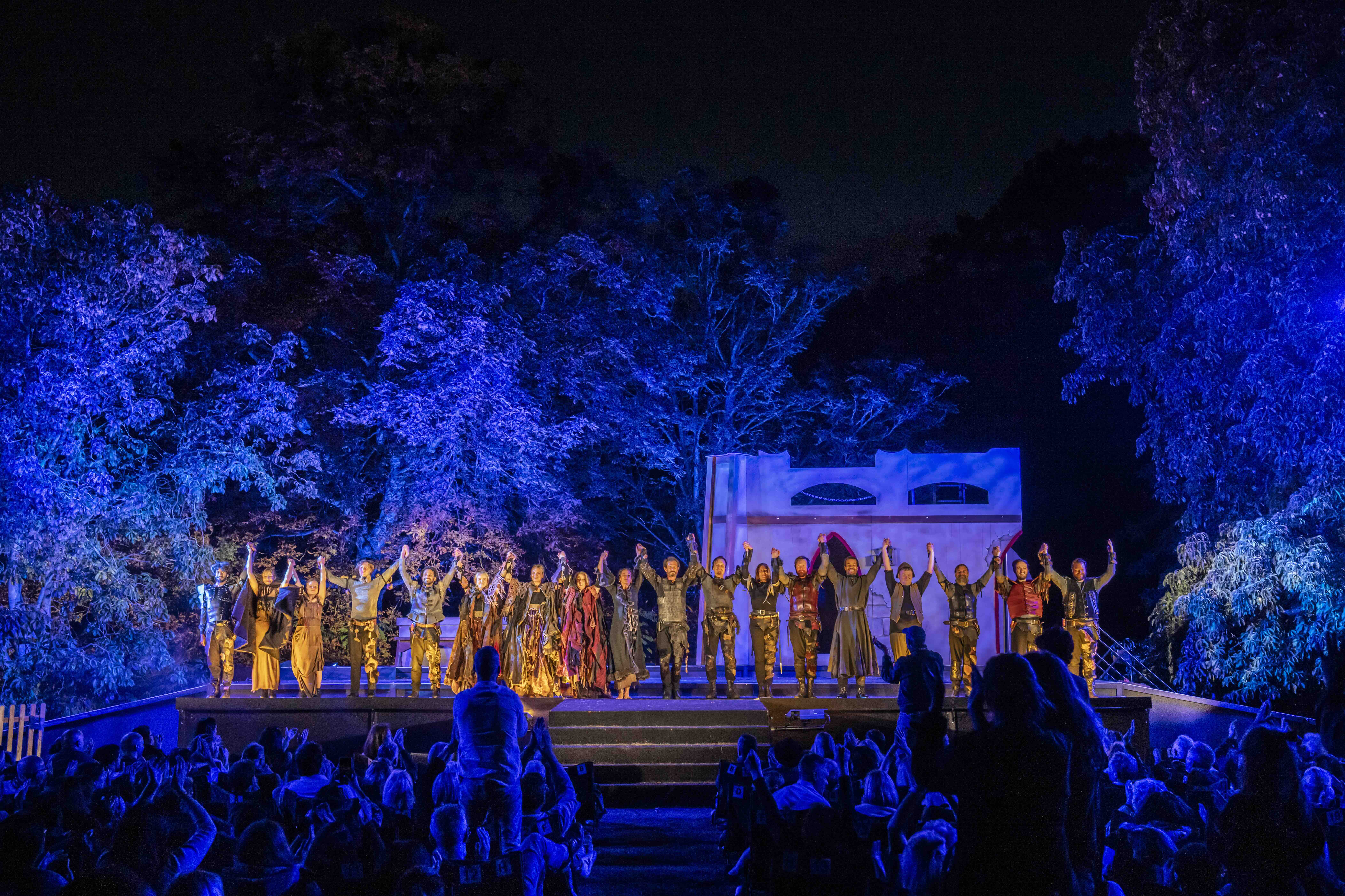 Shakespeare performance at Kew Gardens with audience